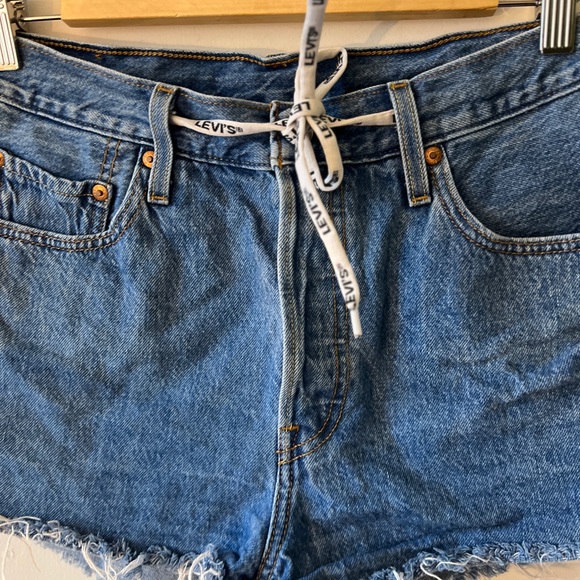 Levi’s 501 Button Fly Drawstring Jean Shorts 29 - Picture 8 of 8